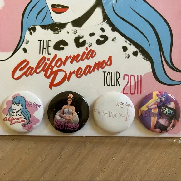 KATY PERRY Teenage Dream The California Dreams Tour 2011 Button Pin Set of 4 NEW - Picture 2 of 6
